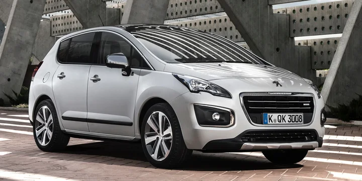 2015 Peugeot 3008 exterior main image