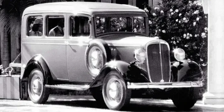 1935 Chevrolet 1935-chevrolet-light-delivery-model-eb-suburban-carryall-34-manual main image