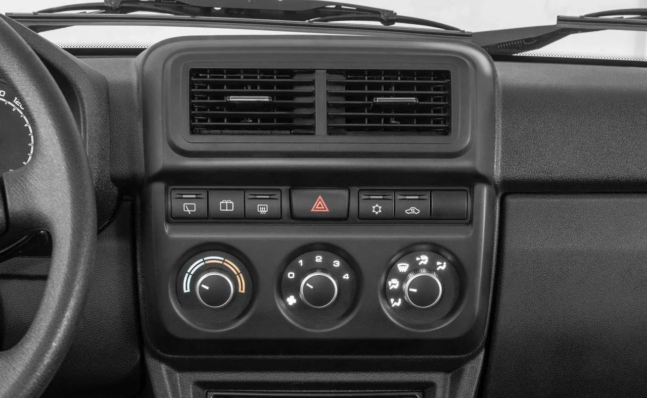 Interior 3