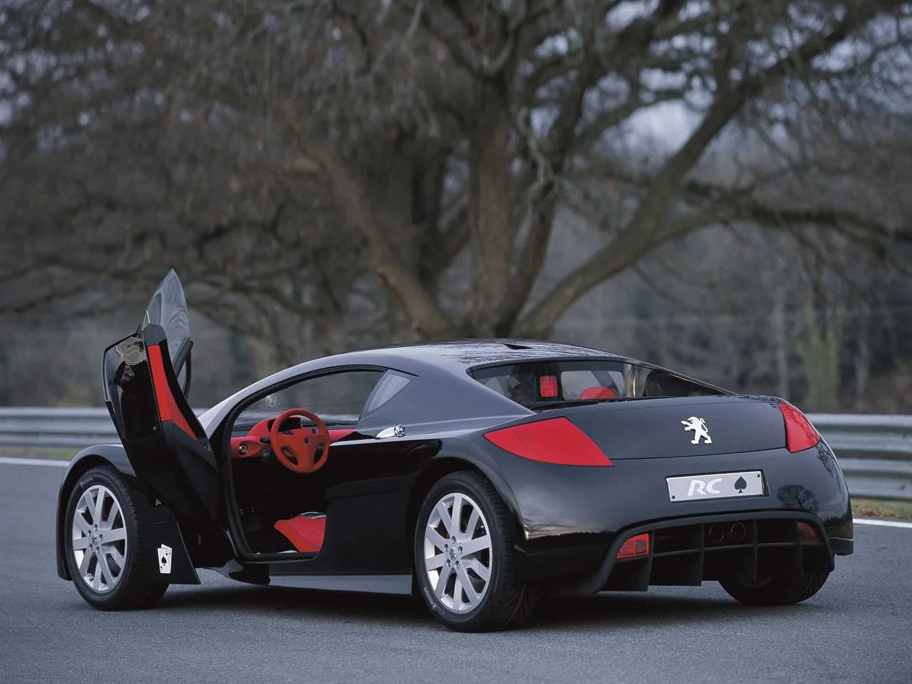 Exterior 4