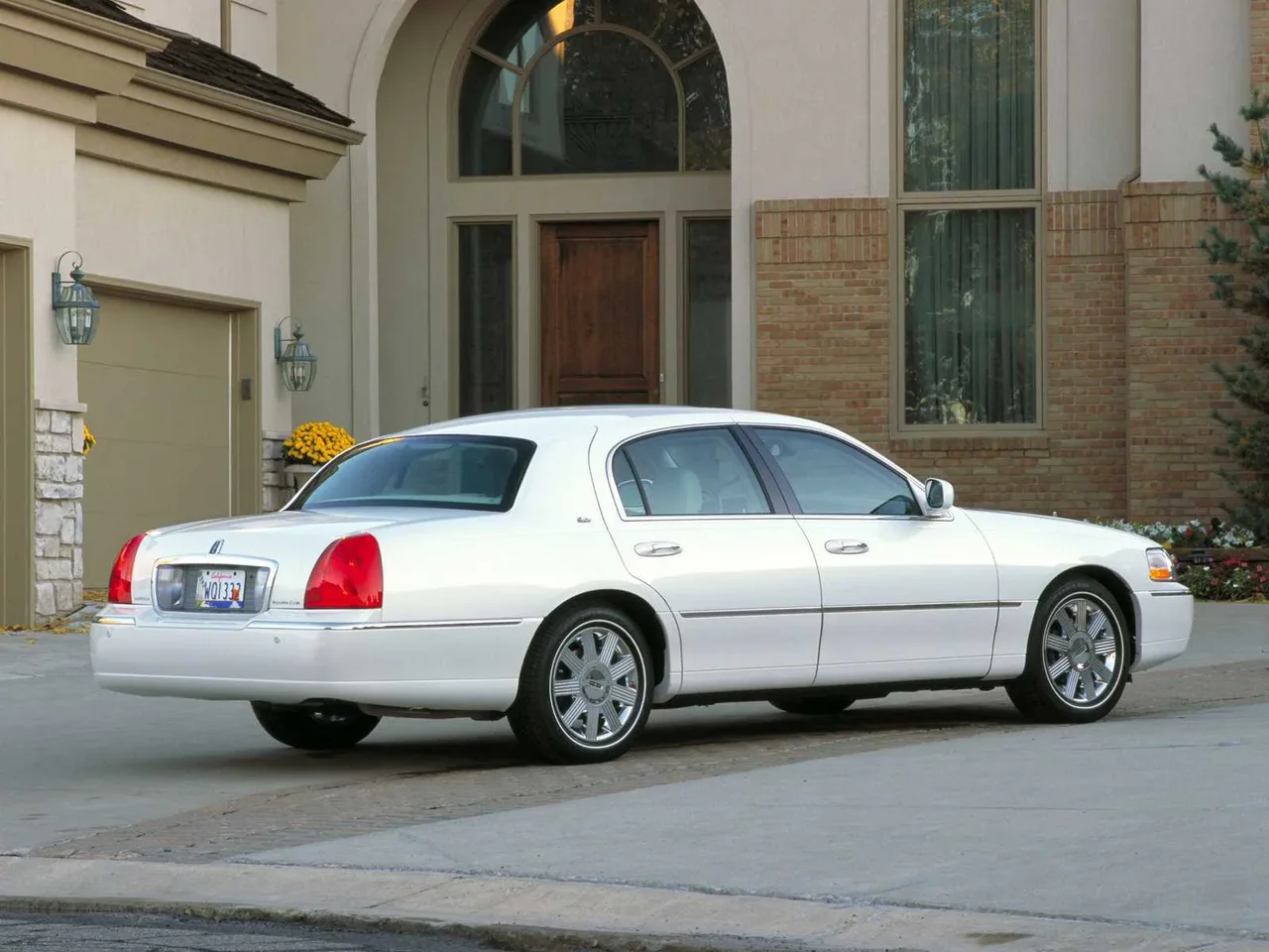 Exterior 12