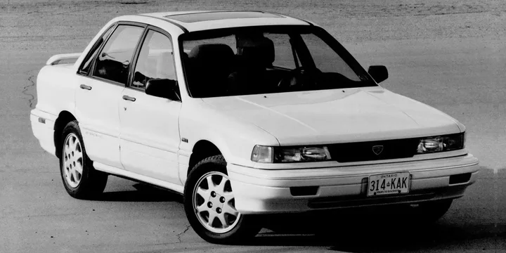 1991 Eagle 1991-eagle-2000-gtx-20 main image