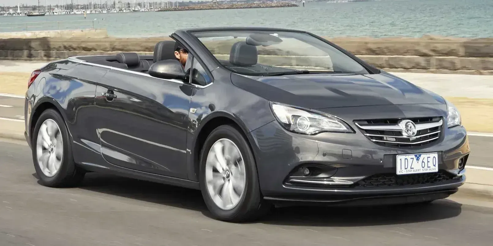 2017 Holden Cascada photo 1