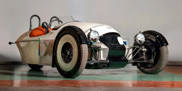 2023 Morgan 2023-morgan-concept-33-kwh main image
