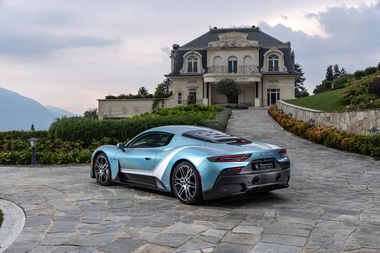 Exterior 3