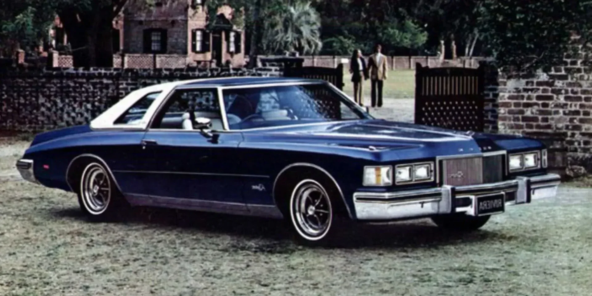 1975 Buick Riviera photo 1