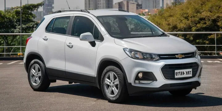 2017 Chevrolet 2017-chevrolet-tracker-14-t-e85-hydra-matic-6-speed main image