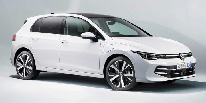 2024 Volkswagen 2024-volkswagen-golf-ehybrid main image