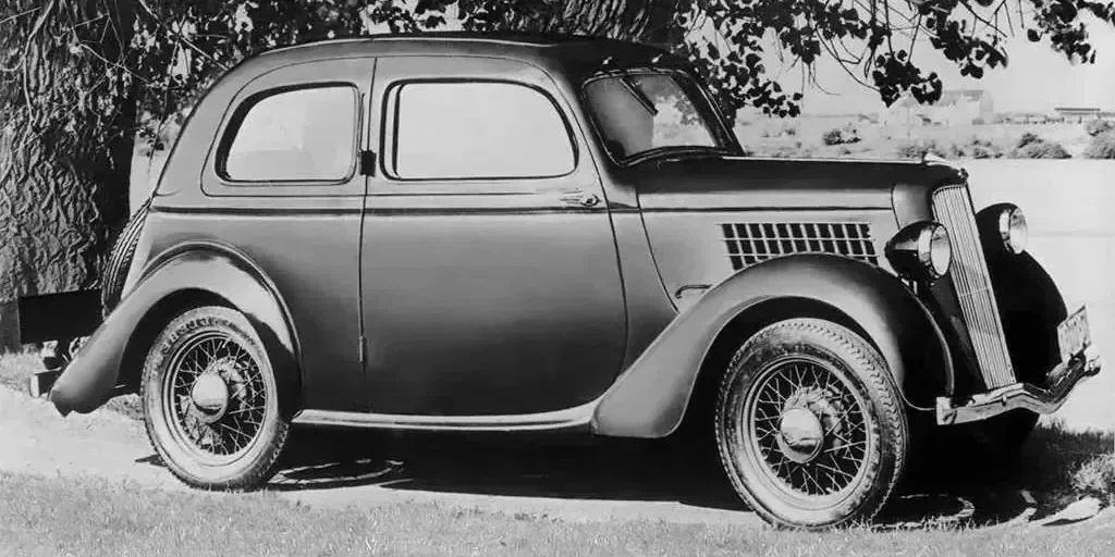 1935 Ford Eifel photo 1