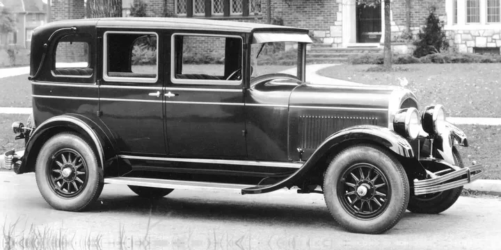 1927 Chrysler 1927-chrysler-series-72-sedan-j-generation-j-41-manual-3-speed-86ps main image