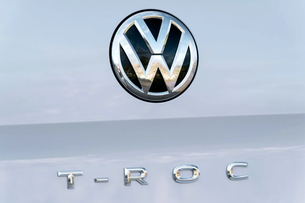 Exterior 25