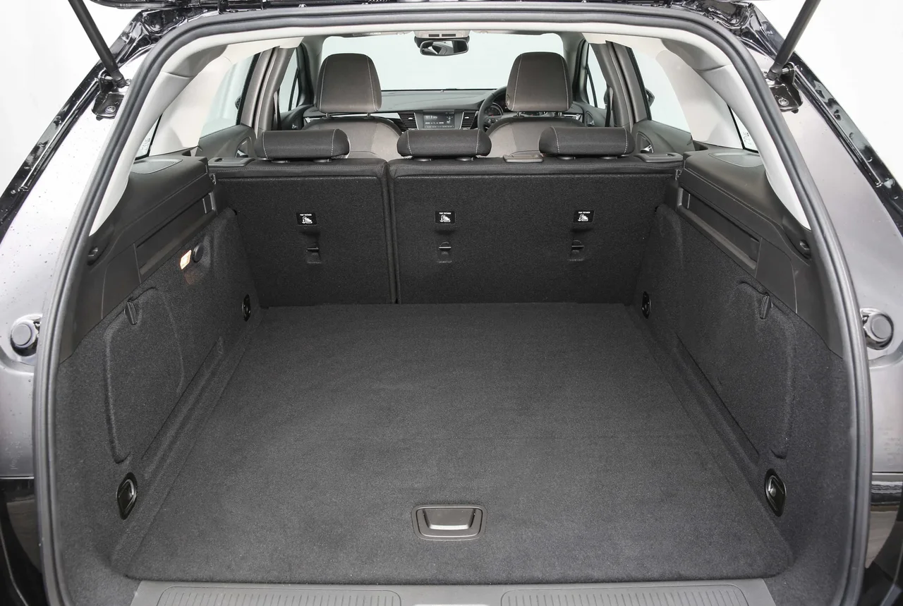 Interior 2