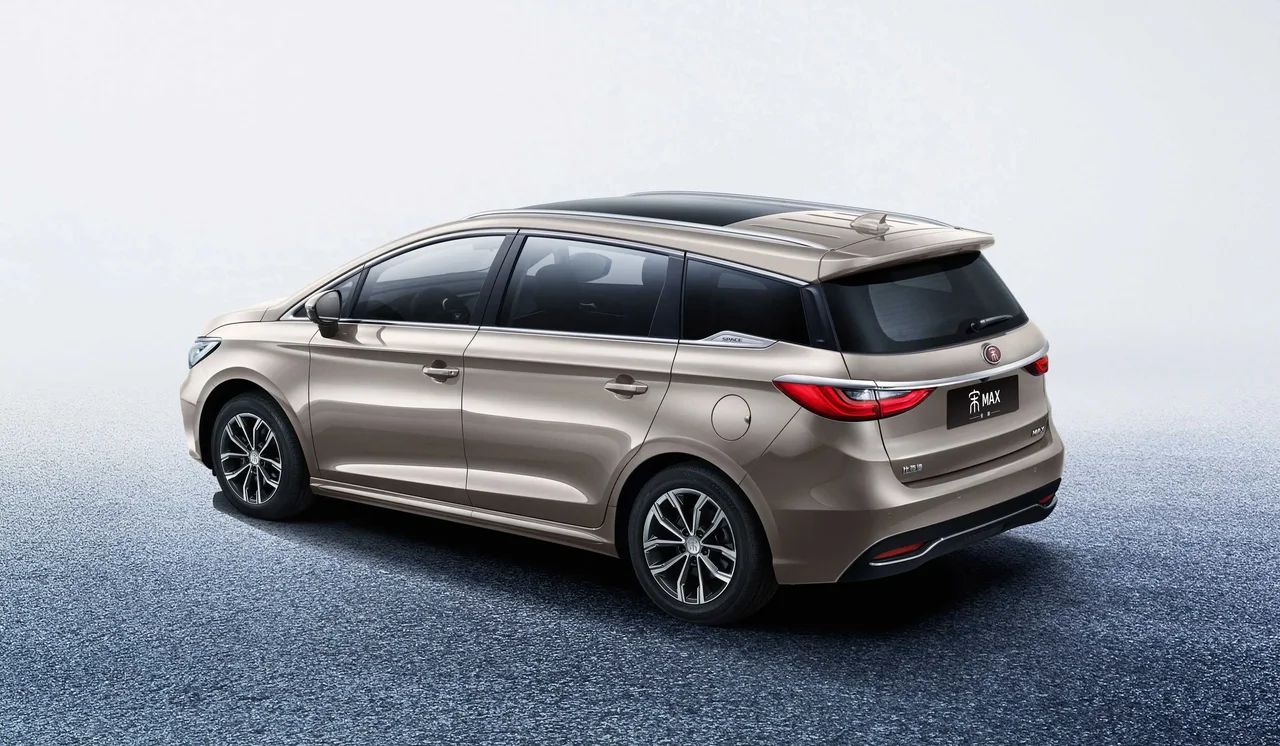 Exterior 5