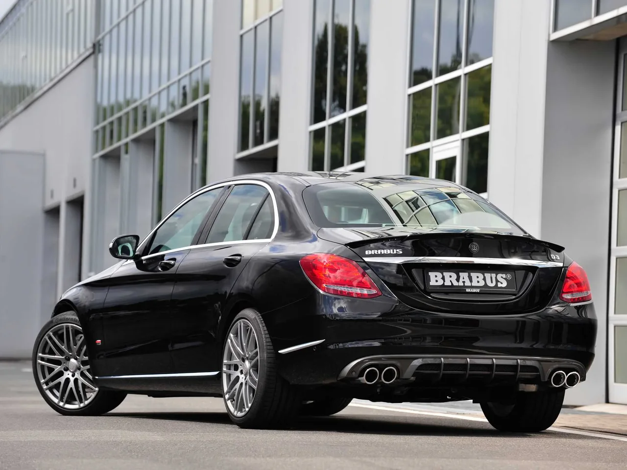 Exterior 10