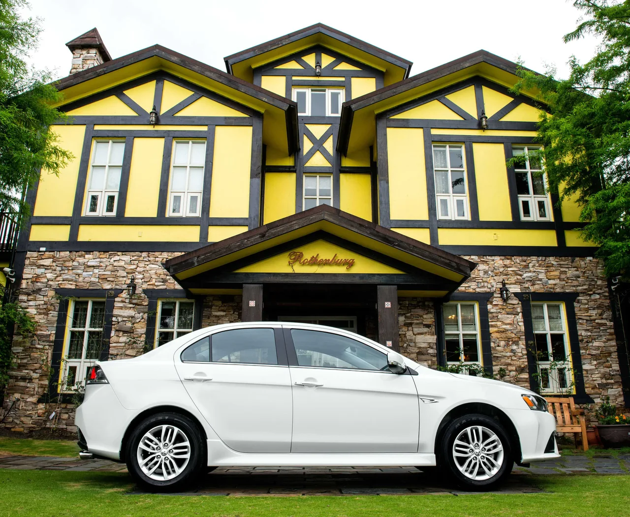 Exterior 2