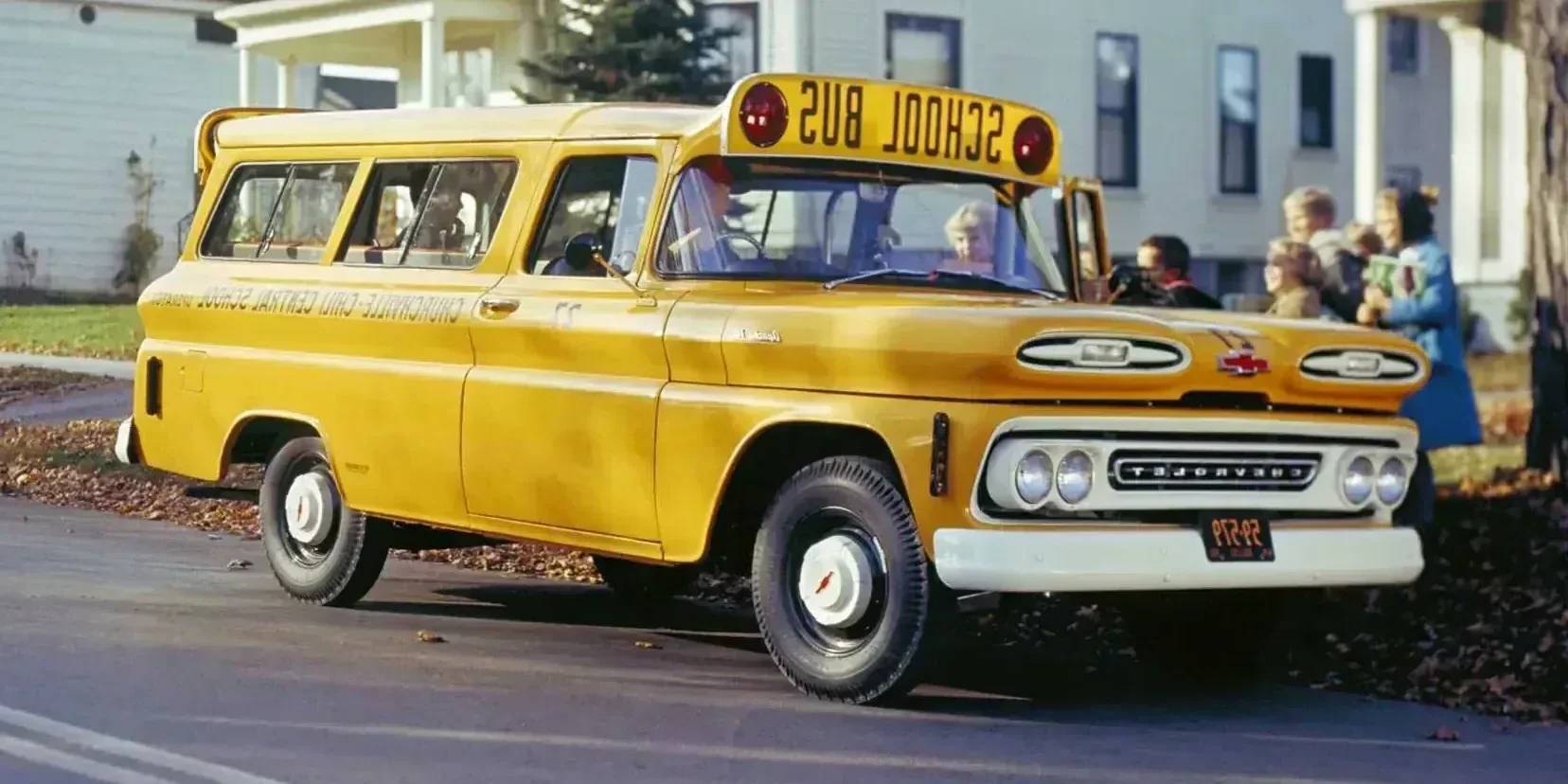 1961 Chevrolet Suburban photo 1
