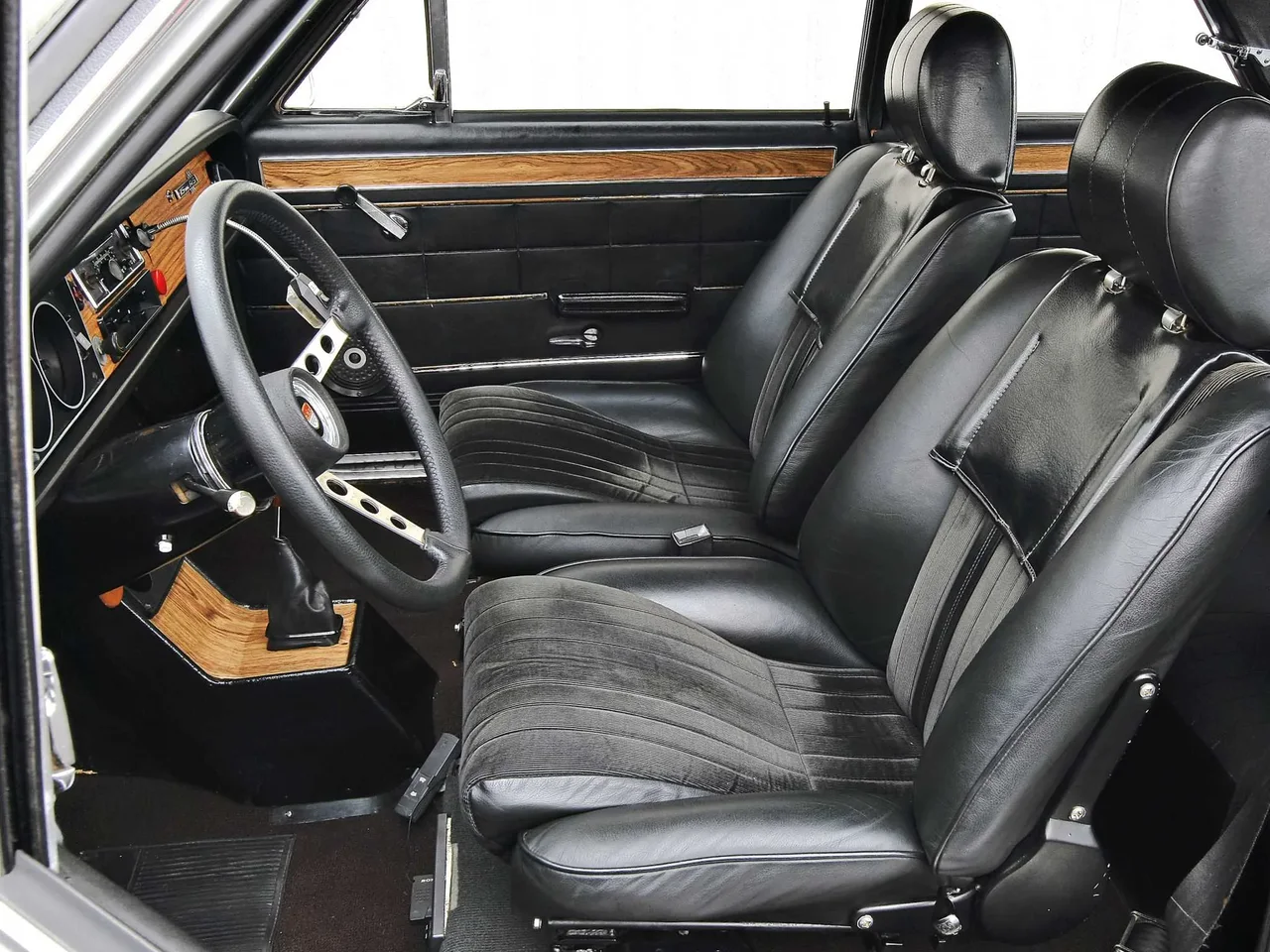 Interior 2