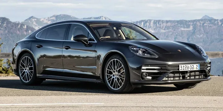 2021 Porsche 2021-porsche-panamera-turbo-s-e-hybrid-executive main image