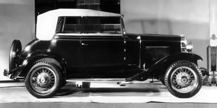 1931 Chevrolet 1931-chevrolet-independence-landau-convertible-ae-32-manual-51hp-1931-3-speed main image