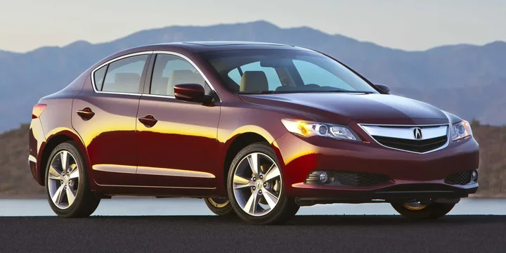 2013 Acura 2013-acura-ilx-24-i-vtec-manual-6-speed main image