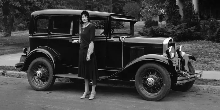 1930 Chevrolet 1930-chevrolet-ad-universal-sedan-ad-32-manual-51hp-1930-3-speed main image