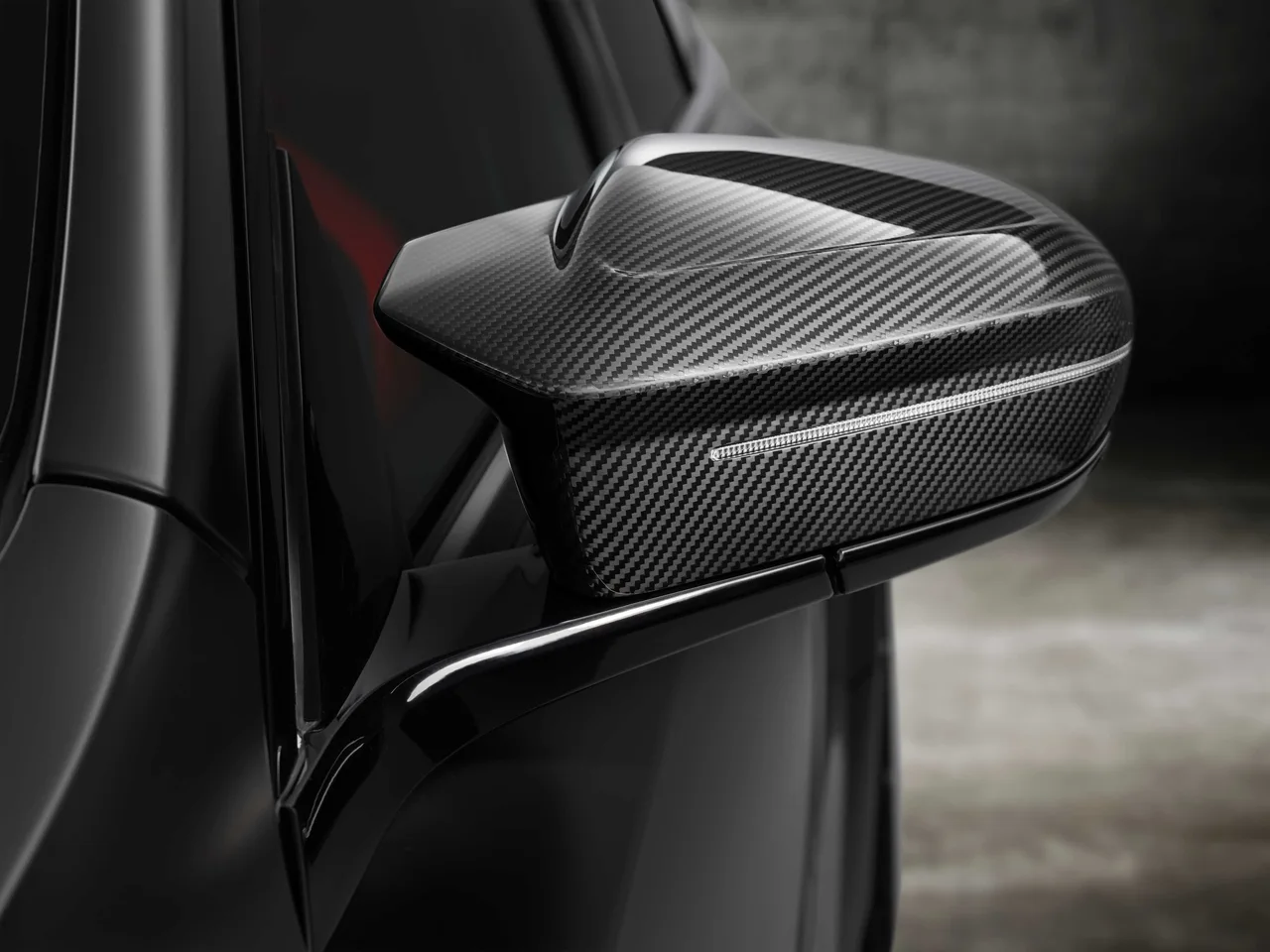 Exterior 84