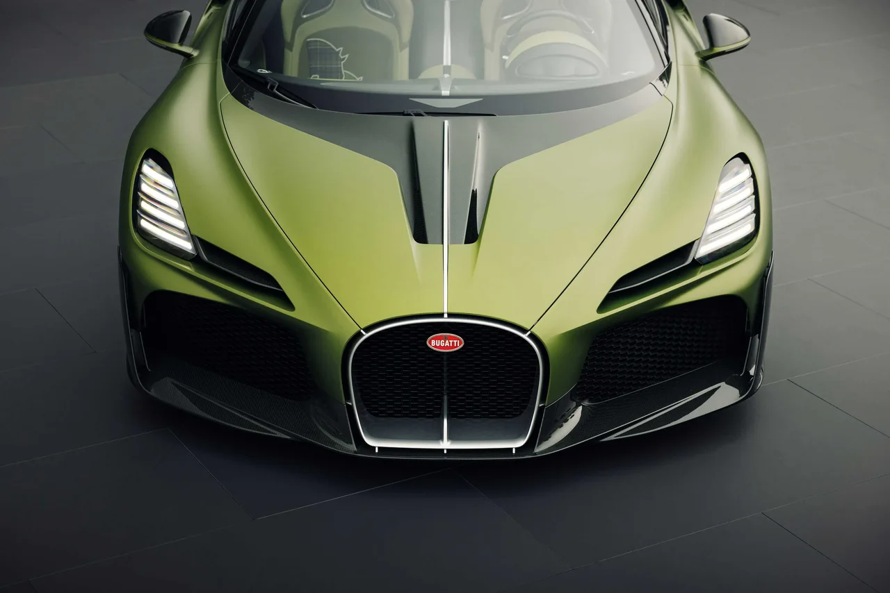 Exterior 4