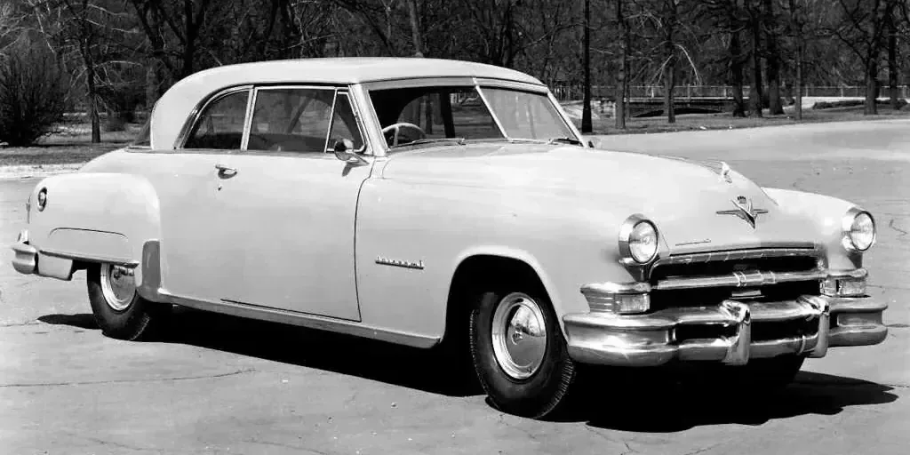1952 Chrysler Imperial Newport photo 1