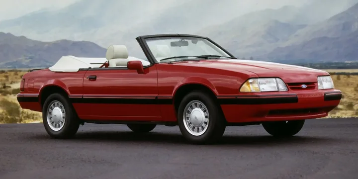 1987 Ford 1987-ford-mustang-convertible-convertible-50-v8-efi-ho-228ps main image