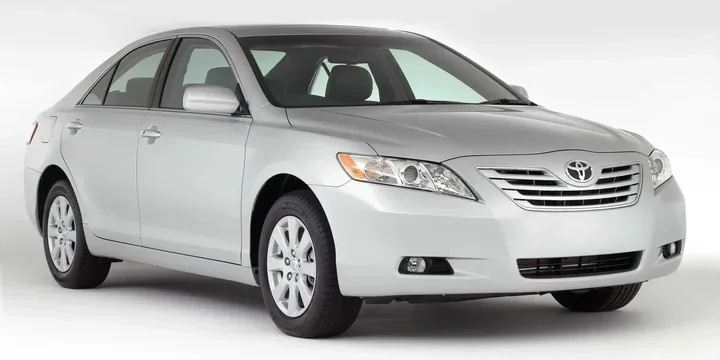 2012 Toyota 2012-toyota-camry main image