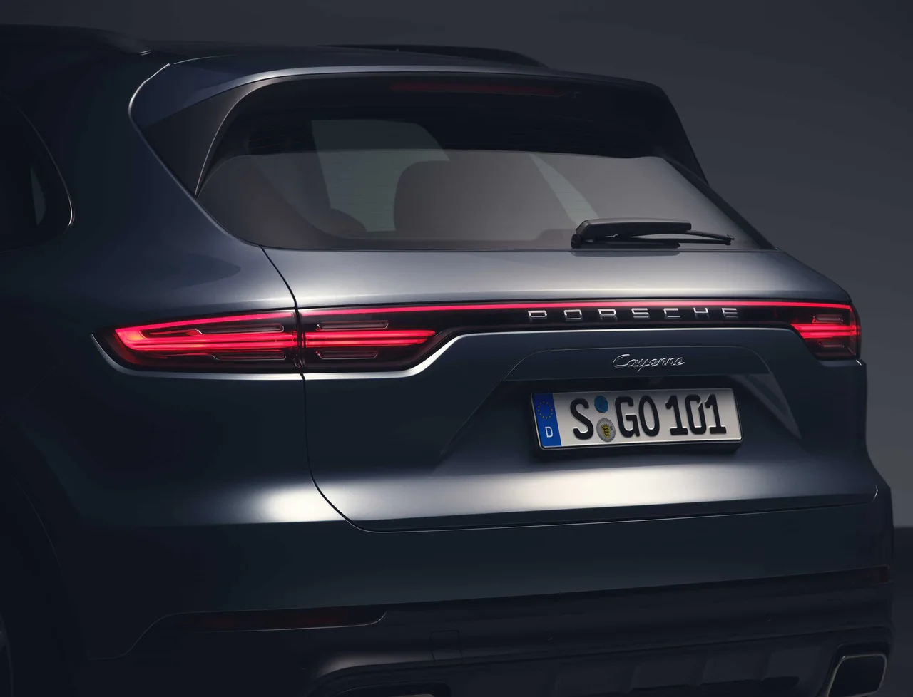 Exterior 33