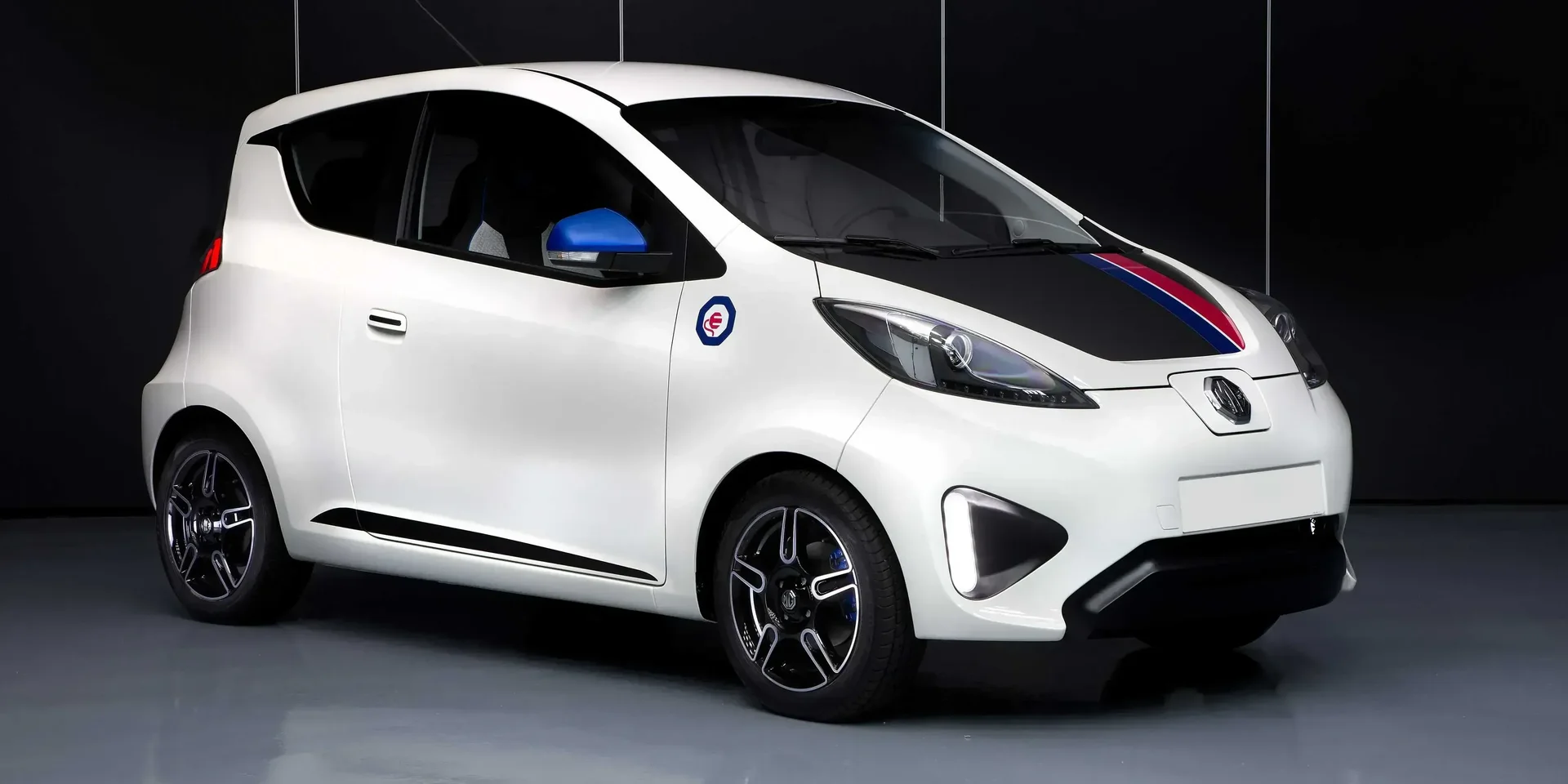 2014 MG EV photo 1
