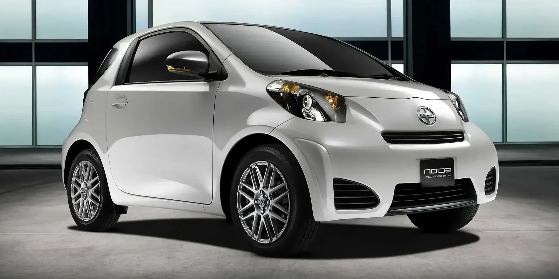 2015 Scion iQ photo 1