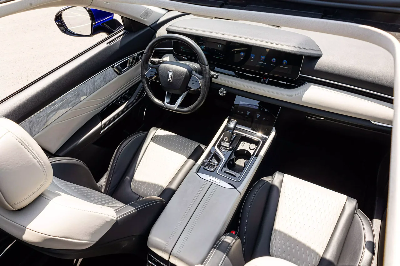 Interior 1