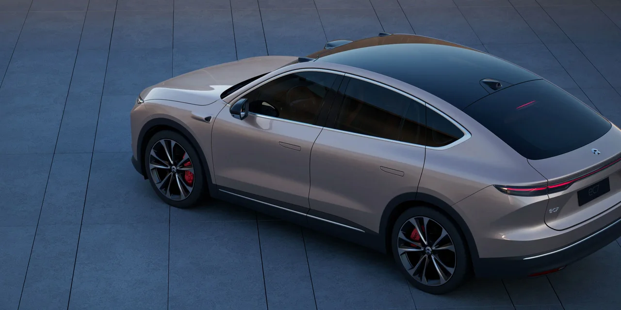 Exterior 4