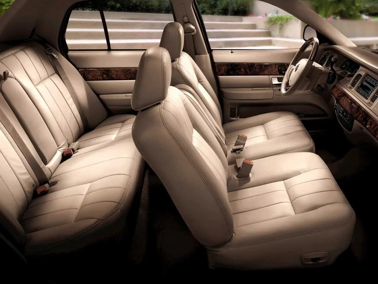 Interior 2