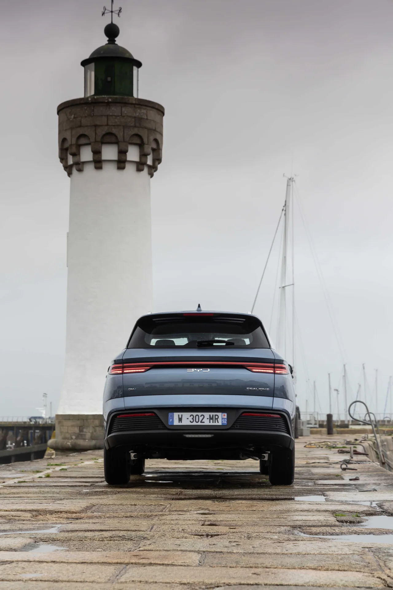 Exterior 25