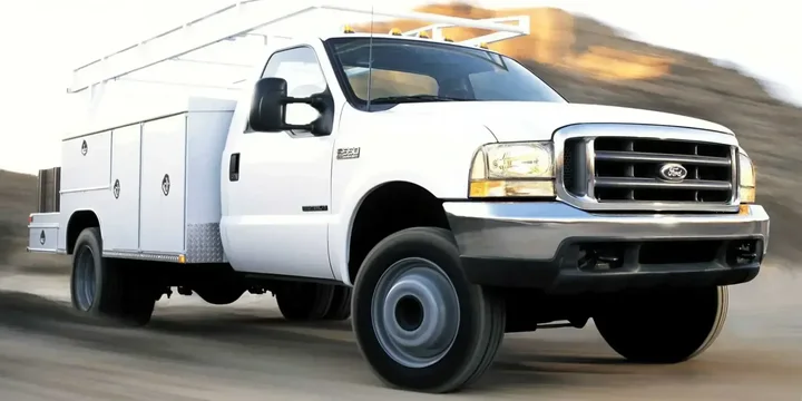 2003 Ford 2003-ford-super-duty-pickup-f-550-regular-cab-60-v8-power-stroke-330ps main image