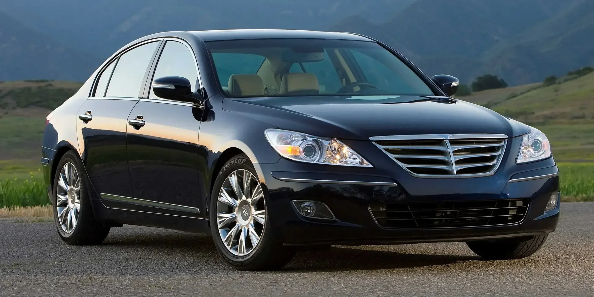 2008 Hyundai Genesis photo 1