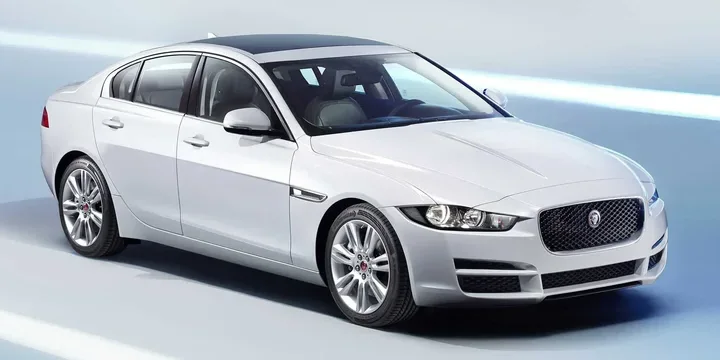 2015 Jaguar 2015-jaguar-xe-20t main image
