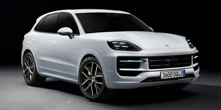 2024 Porsche 2024-porsche-cayenne-e-hybrid main image