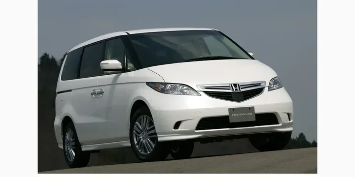 2004 Honda Elysion exterior main image
