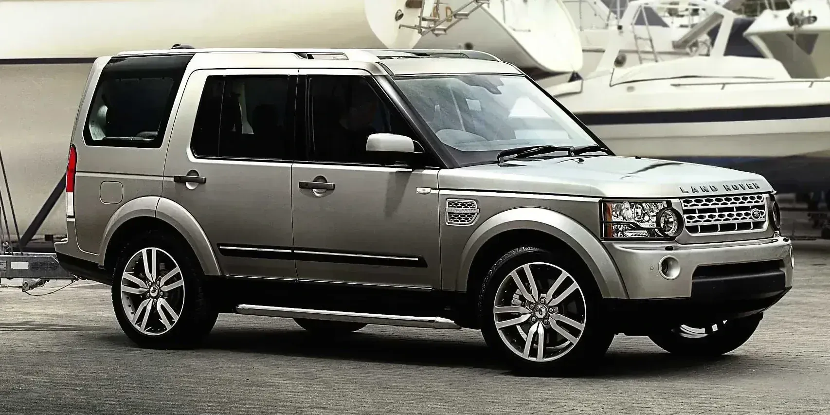 2011 Land Rover Discovery photo 1