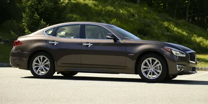 2015 Infiniti 2015-infiniti-q70-35-v6-automatic-7-speed main image