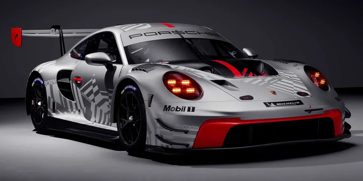 2010 Porsche 2010-porsche-911-motorsport main image