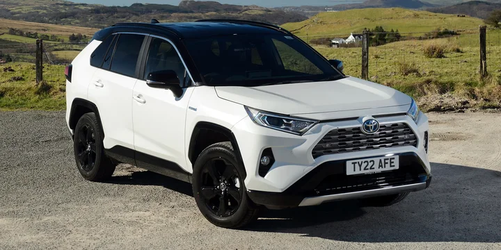 2022 Toyota RAV4 front three-quarter view