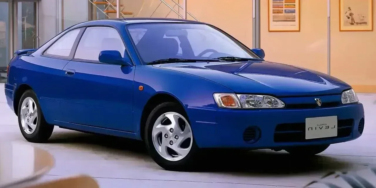 2000 Toyota Corolla Levin FZ photo 1
