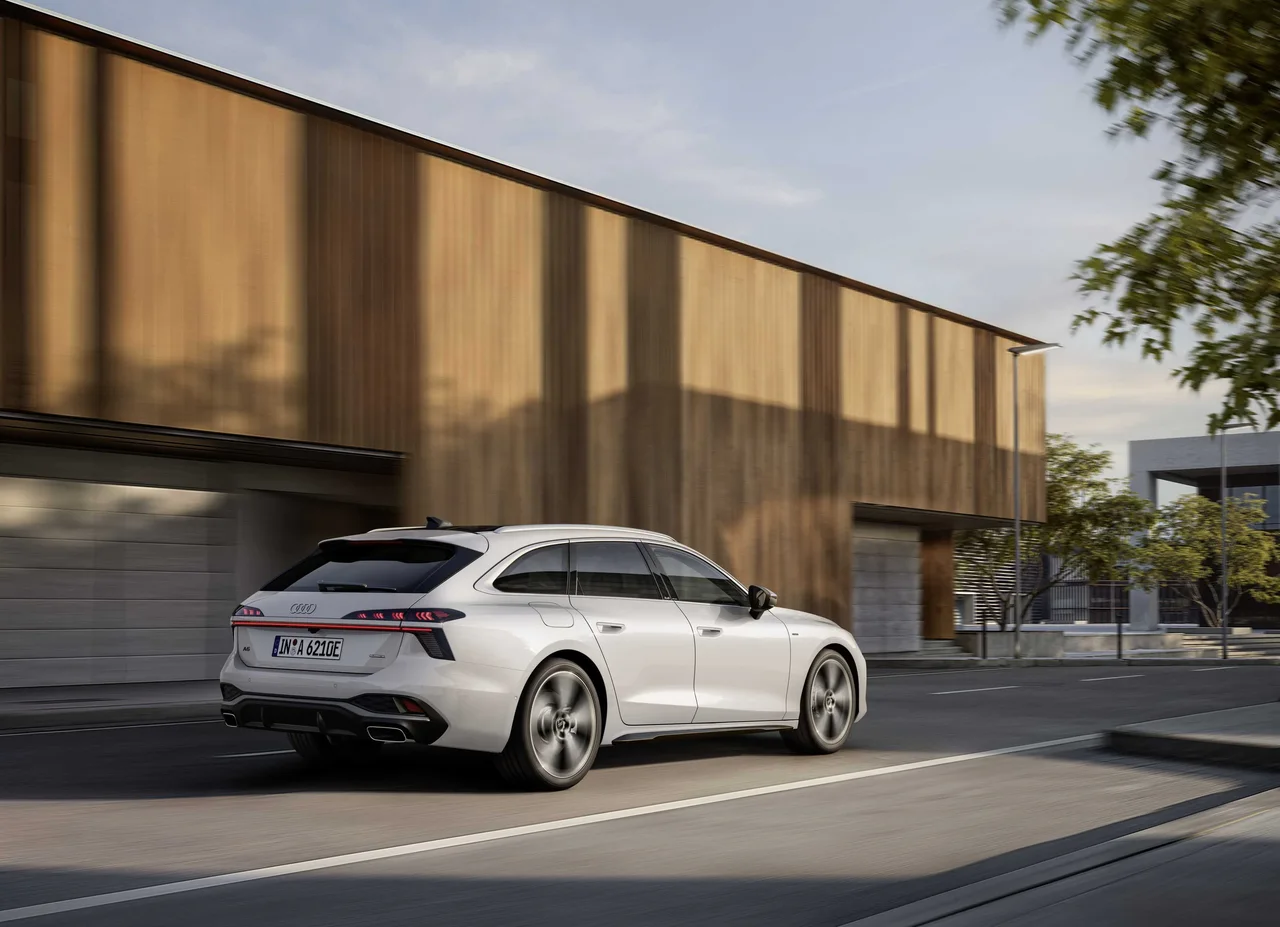 Exterior 3
