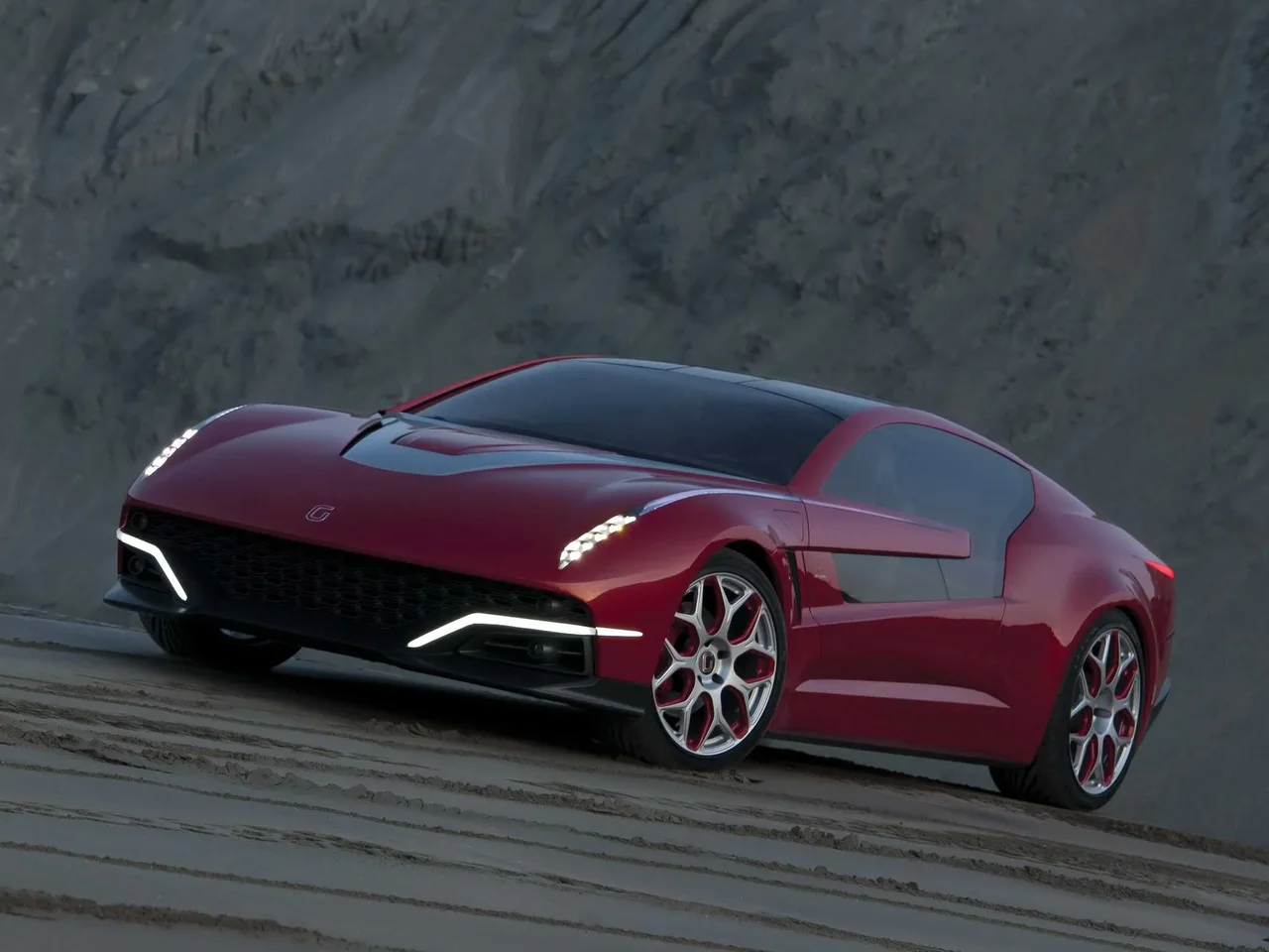 Exterior 3