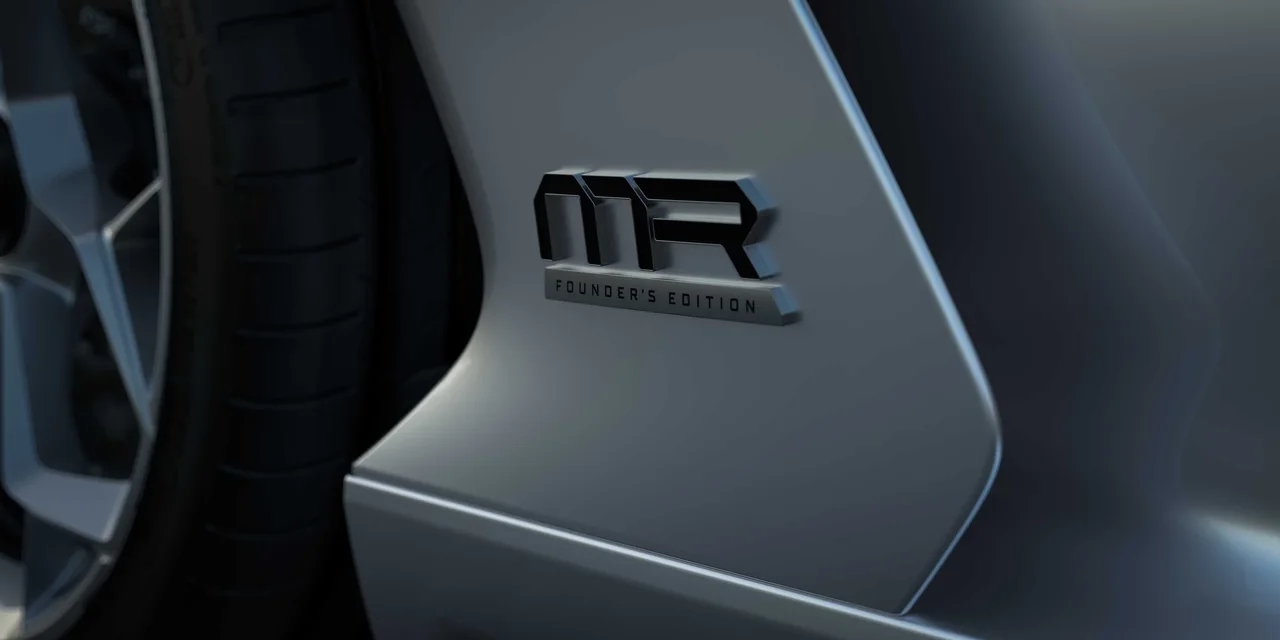 Exterior 4